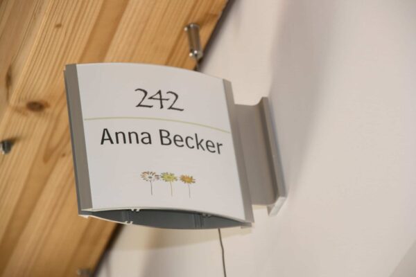 Vexo_Fahnenschild_V150 Vexo Fahnenschild V150 – Bild 1