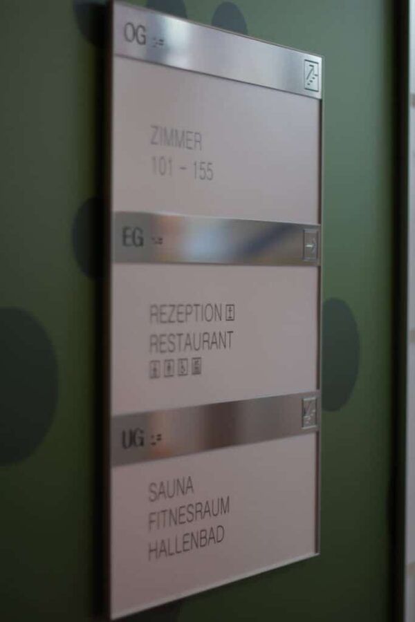 Formo plex Infoschild-Kombi – Bild 2