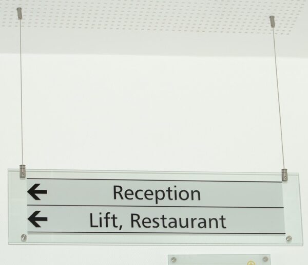 inoxo_Haengeschild Inoxo Hängeschild – Bild 1